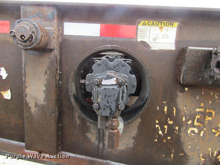 image for item DF3807 2007 Galbreath roll-off double container trailer