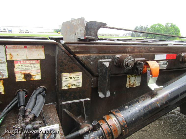 image for item DF3807 2007 Galbreath roll-off double container trailer