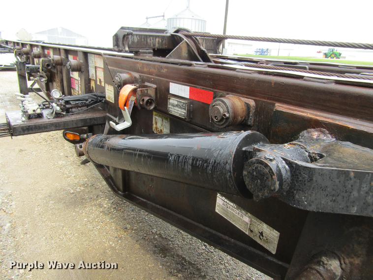 image for item DF3807 2007 Galbreath roll-off double container trailer