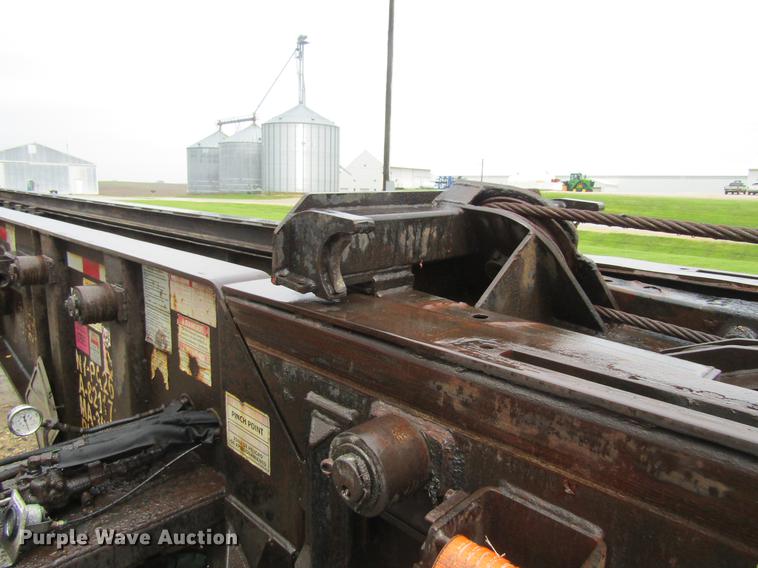 image for item DF3807 2007 Galbreath roll-off double container trailer