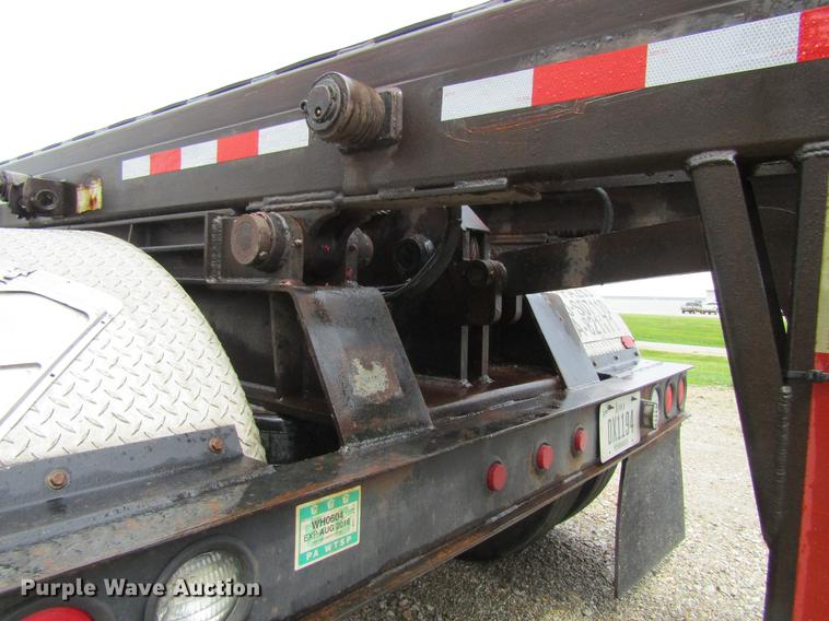 image for item DF3807 2007 Galbreath roll-off double container trailer