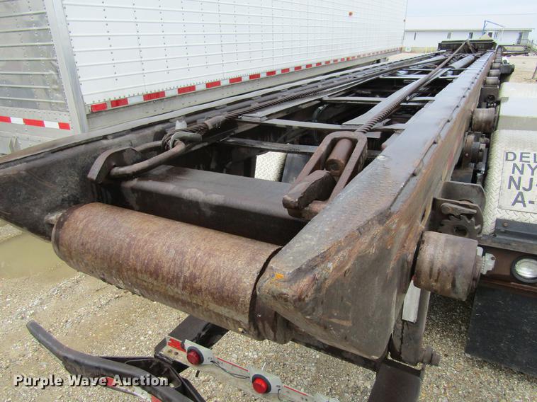 image for item DF3807 2007 Galbreath roll-off double container trailer