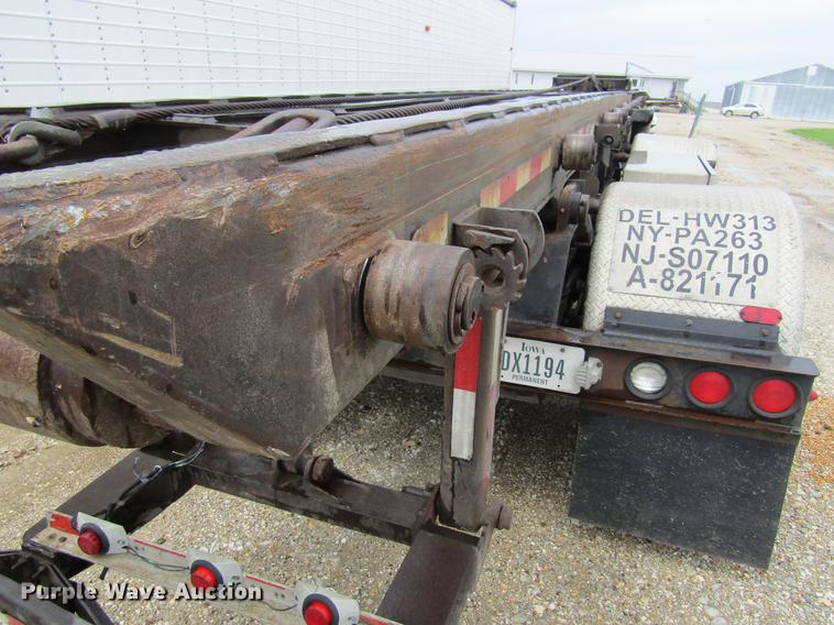 image for item DF3807 2007 Galbreath roll-off double container trailer