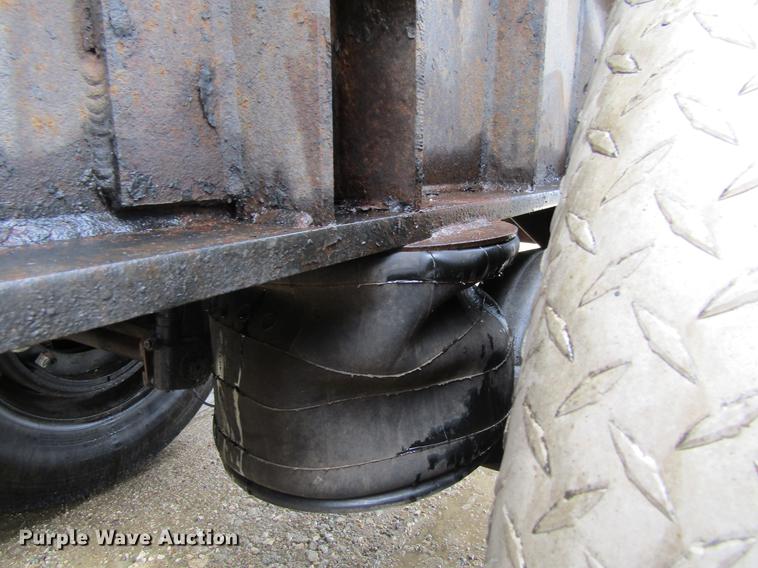 image for item DF3807 2007 Galbreath roll-off double container trailer