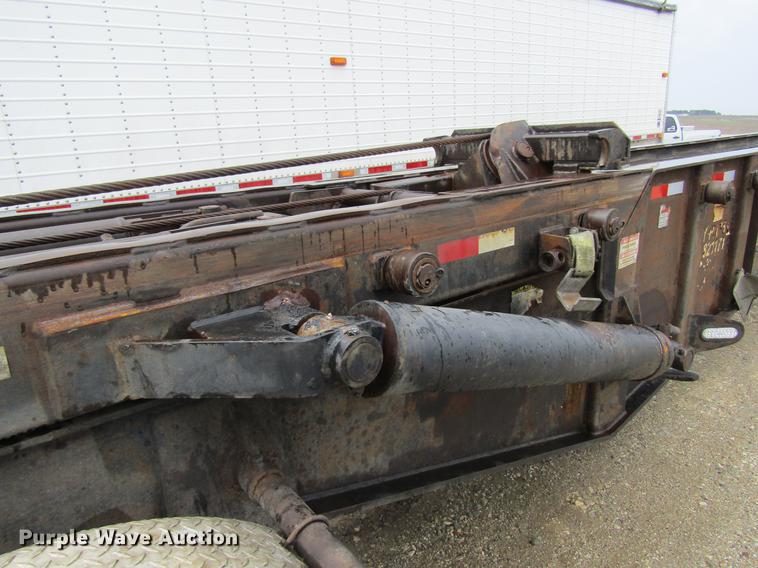 image for item DF3807 2007 Galbreath roll-off double container trailer