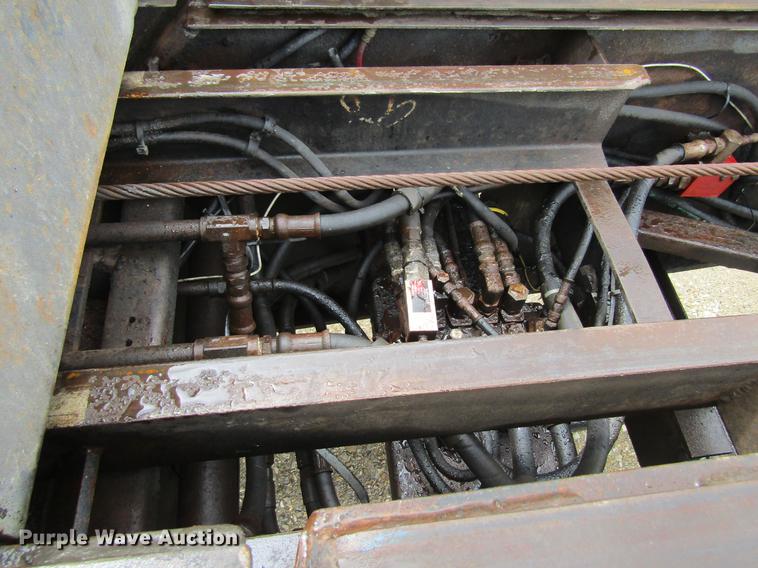 image for item DF3807 2007 Galbreath roll-off double container trailer