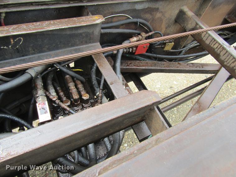 image for item DF3807 2007 Galbreath roll-off double container trailer