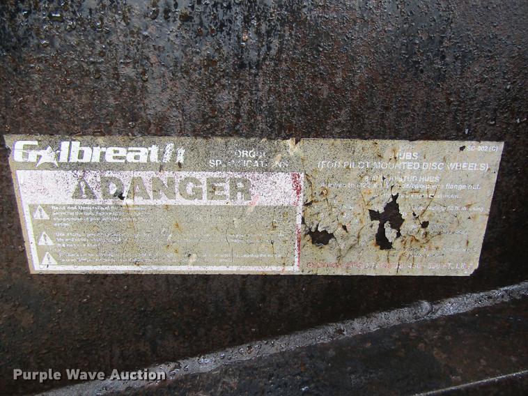 image for item DF3807 2007 Galbreath roll-off double container trailer