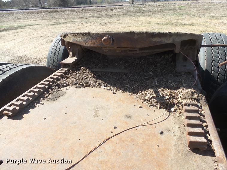 image for item DX9073 1984 International 9670 semi truck