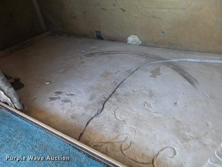 image for item DX9073 1984 International 9670 semi truck