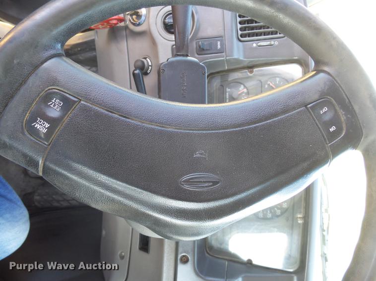 image for item DX9074 1999 Sterling DS-STE semi truck