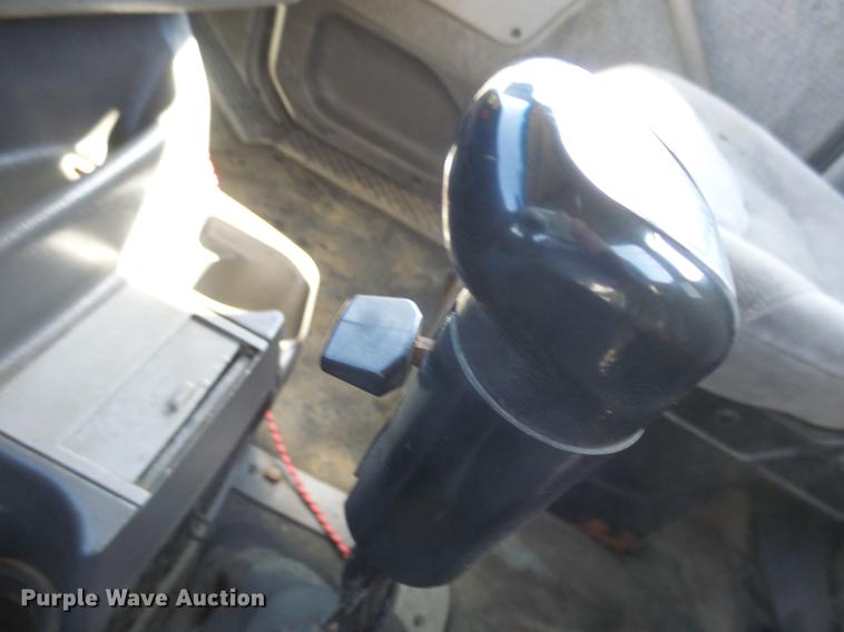 image for item DX9074 1999 Sterling DS-STE semi truck