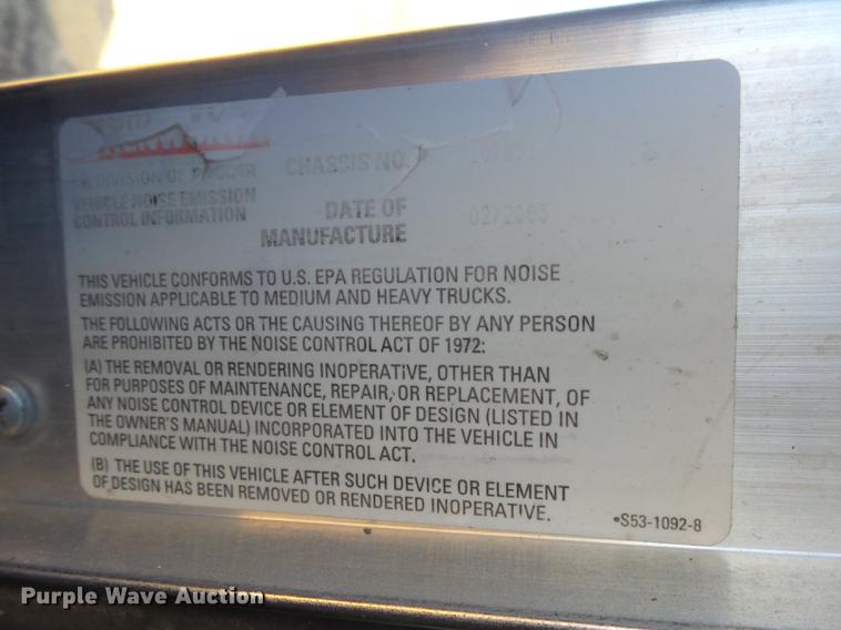 image for item DX9082 2005 Kenworth T600 semi truck