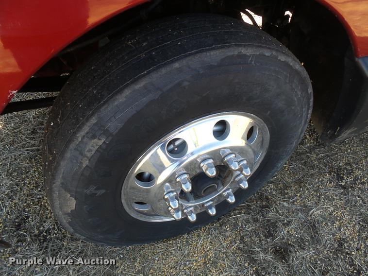 image for item DX9082 2005 Kenworth T600 semi truck