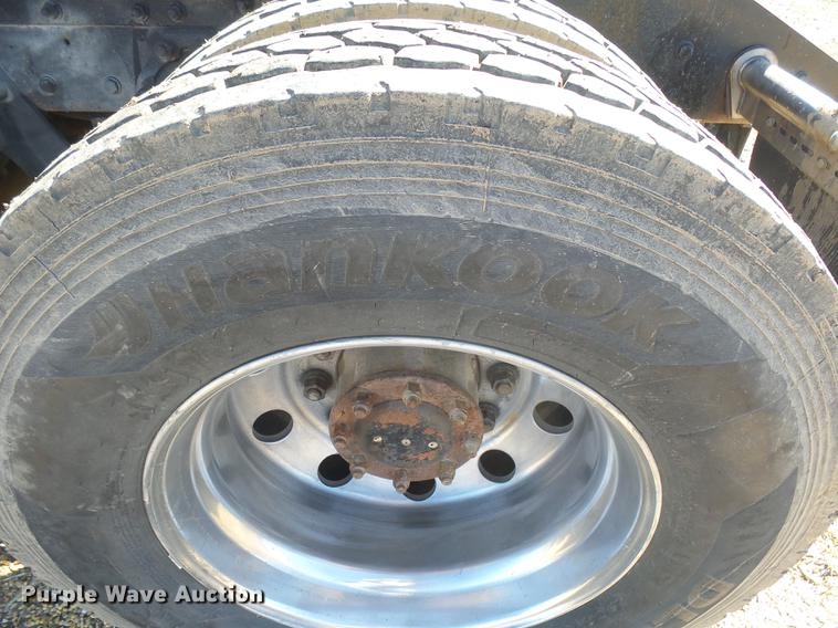 image for item DX9082 2005 Kenworth T600 semi truck