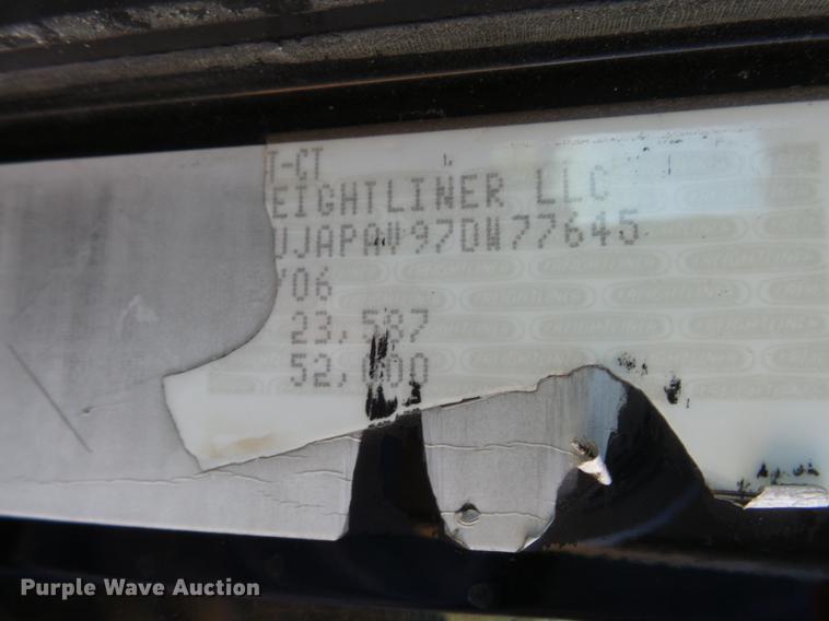 image for item DX9083 2007 Freightliner FLD132 XL Classic semi truck