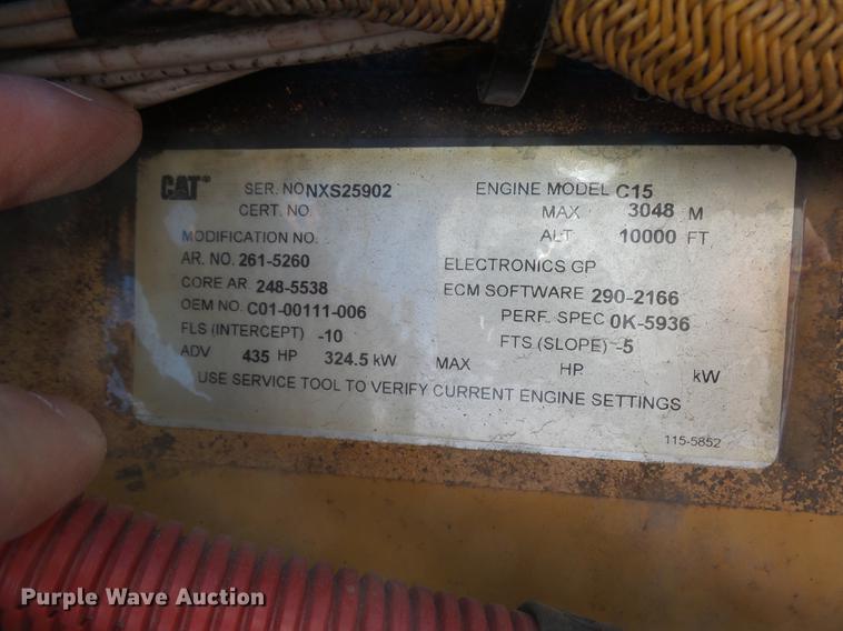 image for item DX9083 2007 Freightliner FLD132 XL Classic semi truck