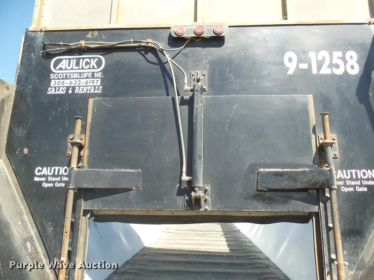 image for item DX9085 2009 Aulick 9-1258 live bottom trailer