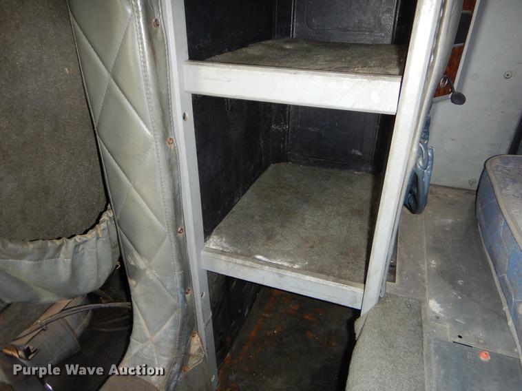 image for item EI9099 1996 Kenworth W900 semi truck