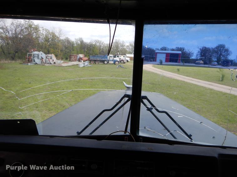 image for item EI9099 1996 Kenworth W900 semi truck