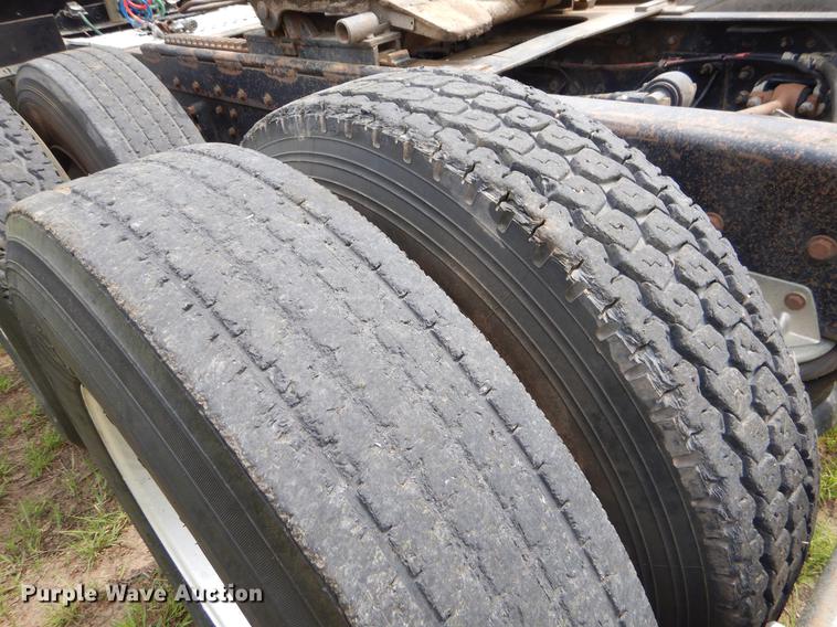 image for item EI9099 1996 Kenworth W900 semi truck