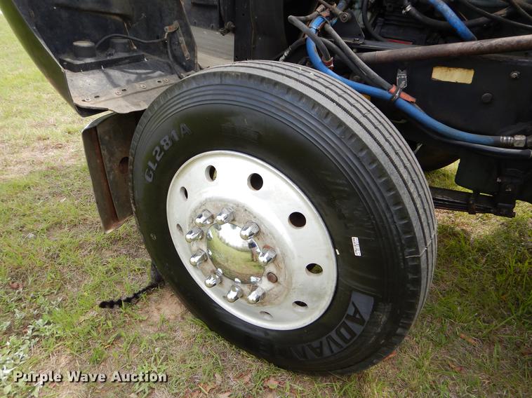 image for item EI9099 1996 Kenworth W900 semi truck