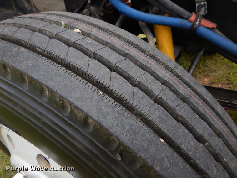 image for item EI9099 1996 Kenworth W900 semi truck