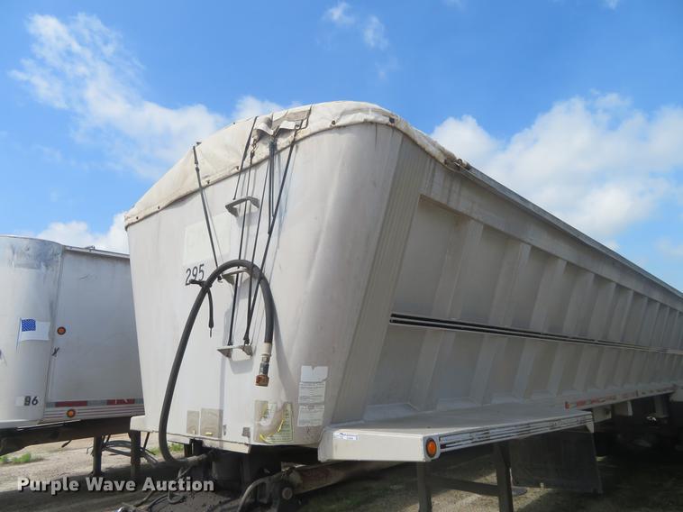 image for item EJ9606 1994 CMC SV-102 end dump trailer