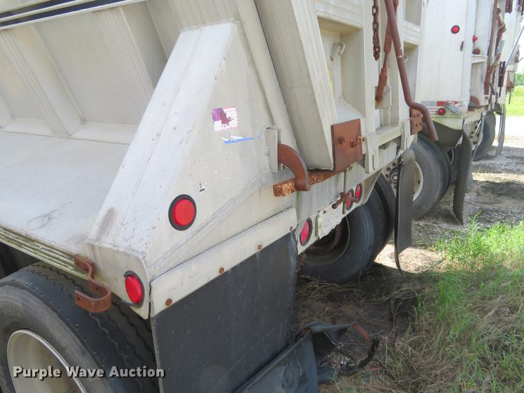 image for item EJ9606 1994 CMC SV-102 end dump trailer