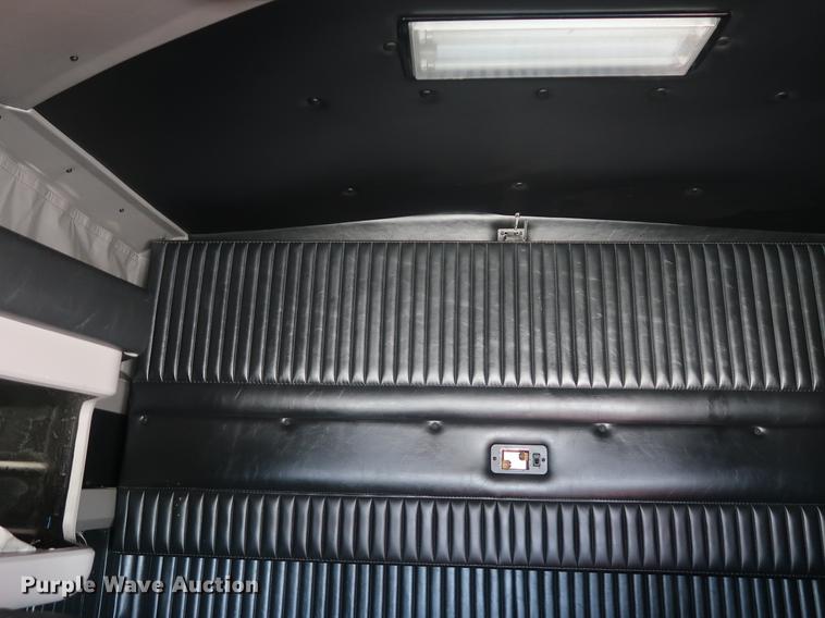 image for item EP9346 2010 Kenworth T660 semi truck