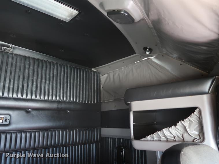 image for item EP9346 2010 Kenworth T660 semi truck