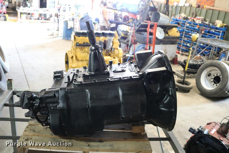 Eaton Fuller Road Ranger Super 10 manual transmission in Russell, KS