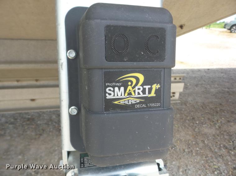 image for item J8506 1999 Wilson DWH-400B Pace Setter double hopper bottom grain trailer