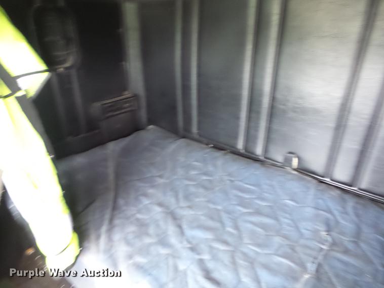 image for item J8512 1994 Freightliner FLD120 tow truck