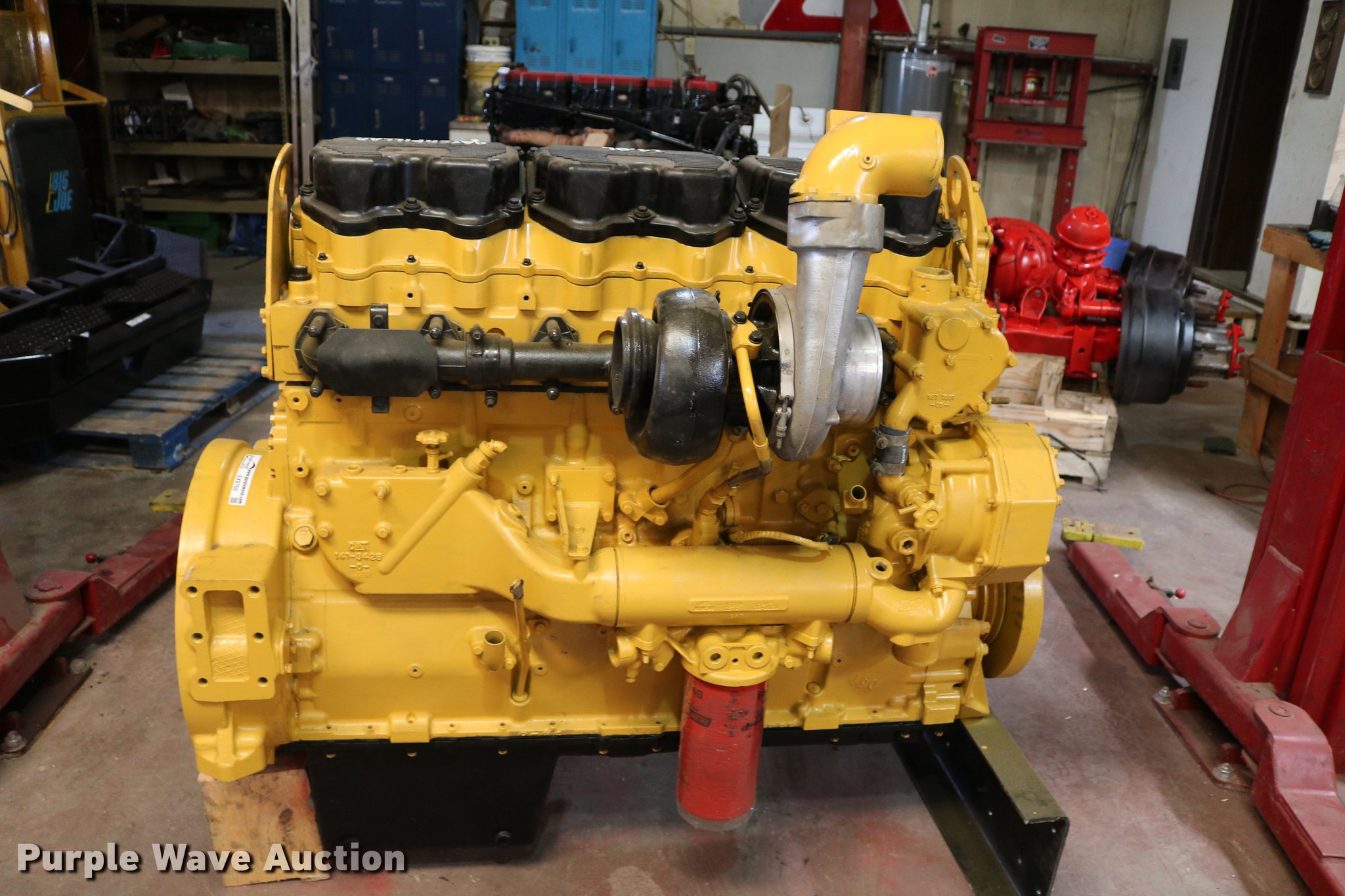 Caterpillar 3406 14.6L L6 turbo diesel engine in Russell, KS Item