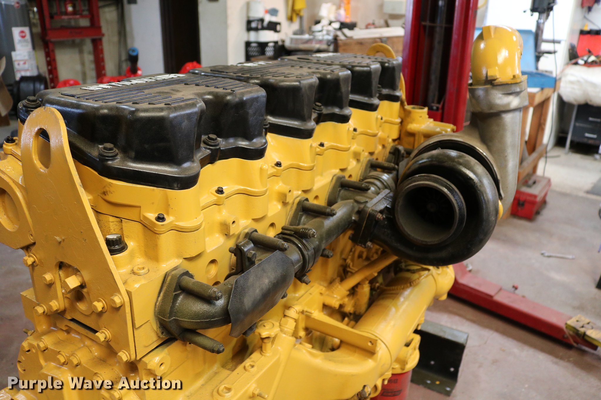 Caterpillar 3406 14.6L L6 turbo diesel engine in Russell, KS Item