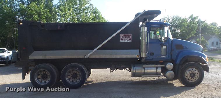 image for item DC7251 2007 Mack CV713 dump truck