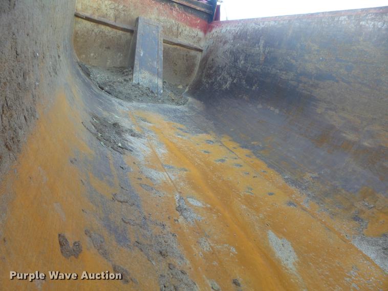 image for item DC7251 2007 Mack CV713 dump truck