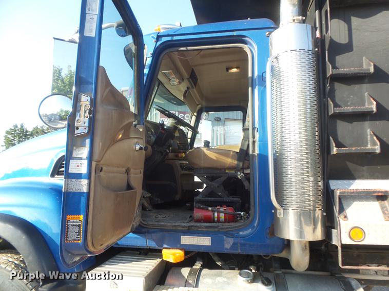 image for item DC7251 2007 Mack CV713 dump truck