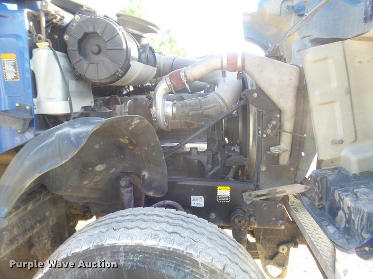 image for item DC7251 2007 Mack CV713 dump truck