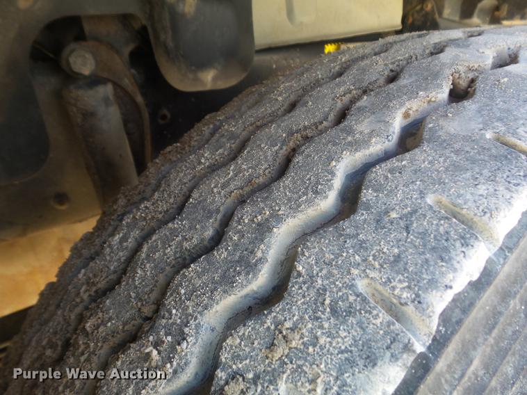 image for item DC7251 2007 Mack CV713 dump truck