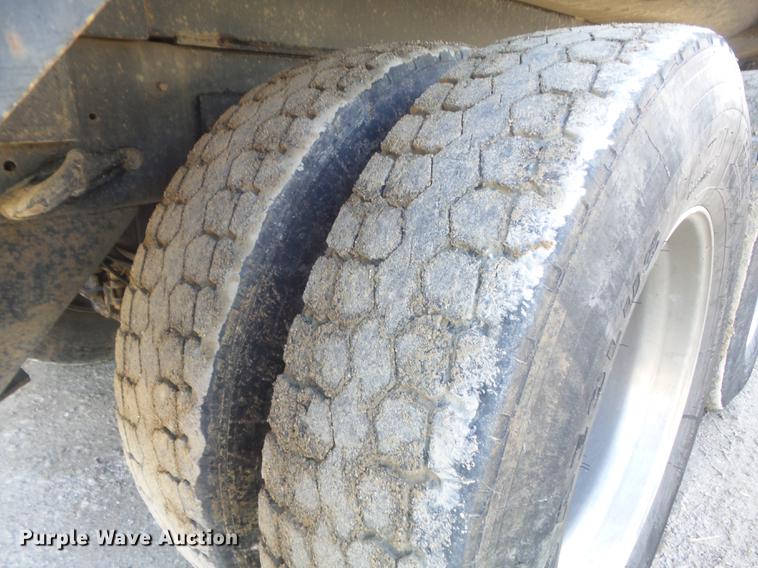 image for item DC7251 2007 Mack CV713 dump truck