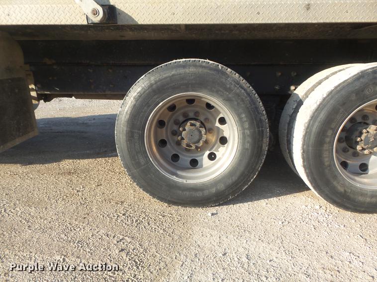 image for item DC7251 2007 Mack CV713 dump truck