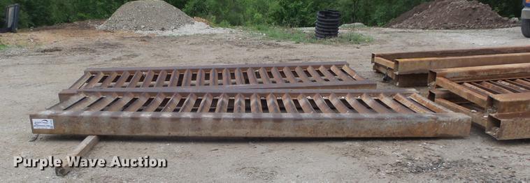 image for item DC7252 (3) sets of tire cleaning grates