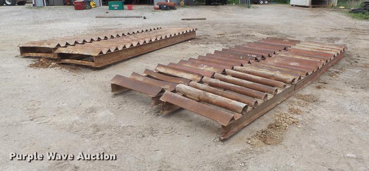 image for item DC7254 (2) sets of tire cleaning grates