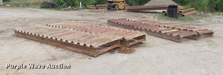 image for item DC7254 (2) sets of tire cleaning grates