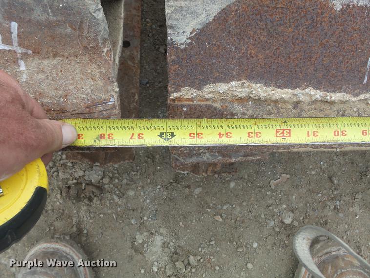 image for item DC7254 (2) sets of tire cleaning grates