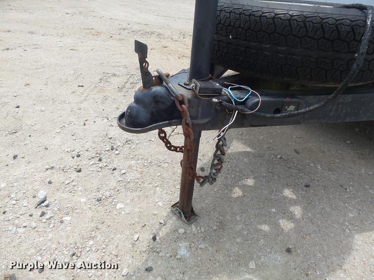 image for item DC7256 1995 Wells Cargo CW121-102 enclosed cargo trailer