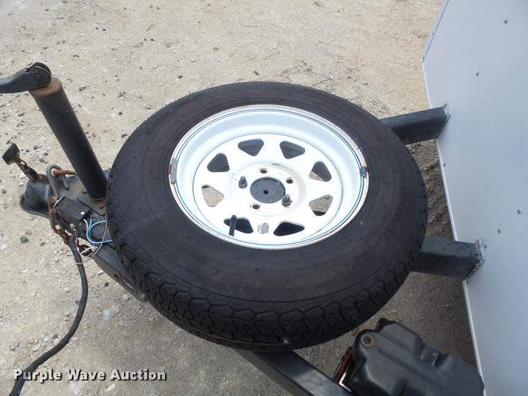 image for item DC7256 1995 Wells Cargo CW121-102 enclosed cargo trailer