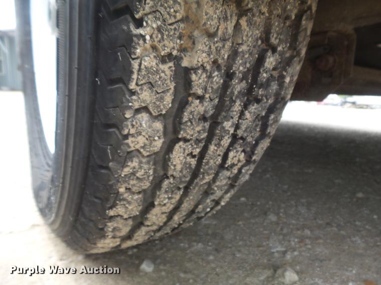 image for item DC7256 1995 Wells Cargo CW121-102 enclosed cargo trailer